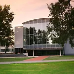 Estonia Medical & 2*