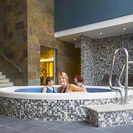 Hotel Estonia Medical & 2*