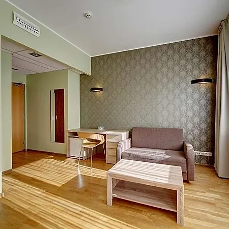 Estonia Medical &