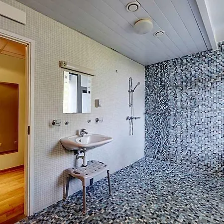 Hotel Estonia Medical & 2*