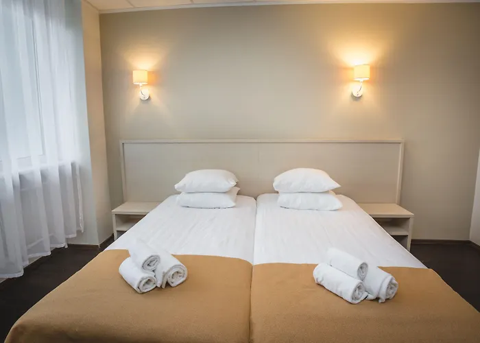 Estonia Medical & 페르누