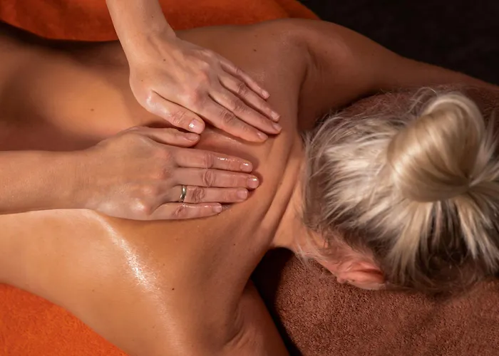 Estonia Medical & 2*