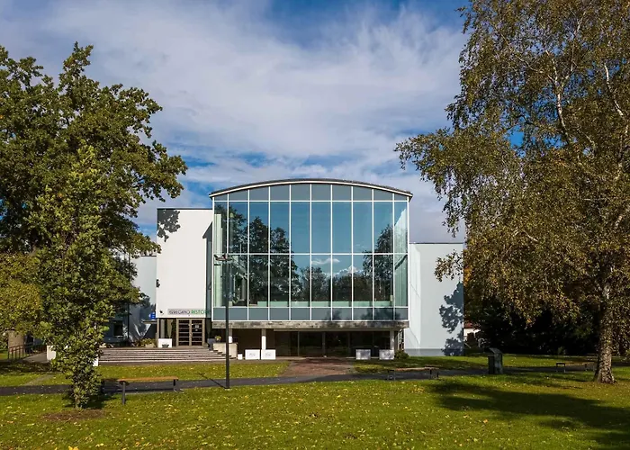 Estonia Medical & 호텔